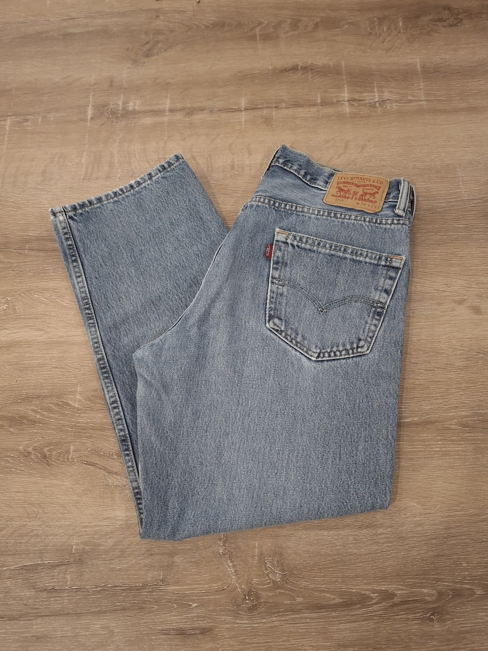 Levi's 550 Relaxed Fit Jeans Men's W34 L29 Light Wash Denim